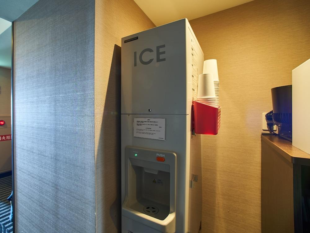 Apa Hotel Naha Matsuyama Exteriör bild