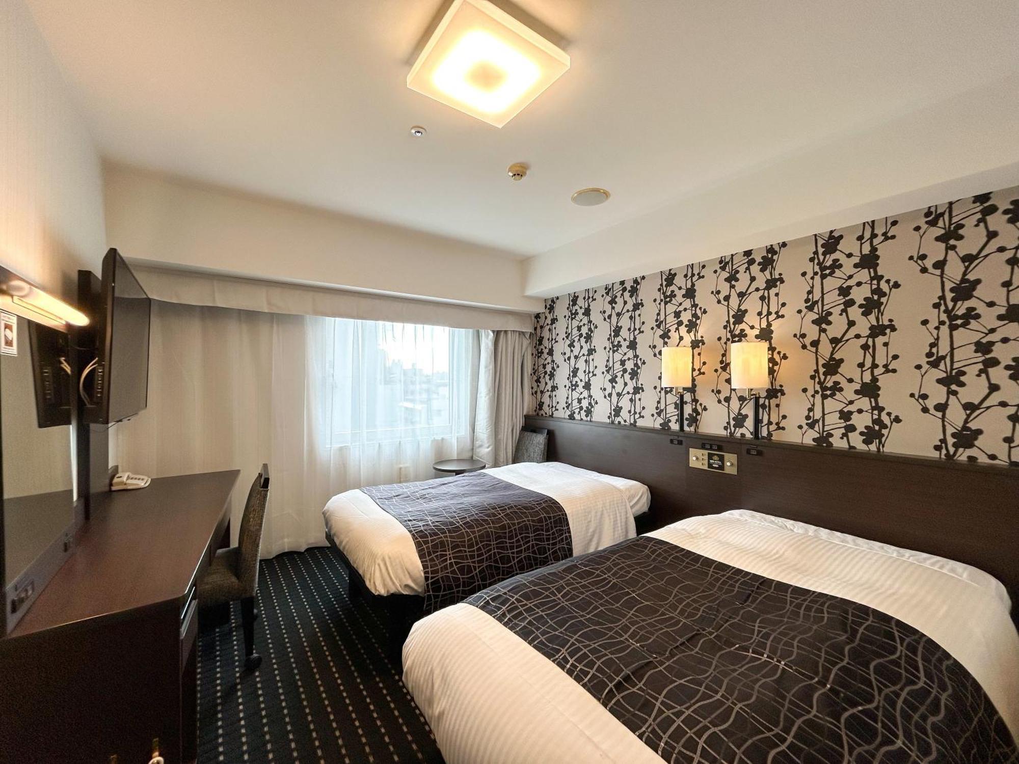 Apa Hotel Naha Matsuyama Exteriör bild