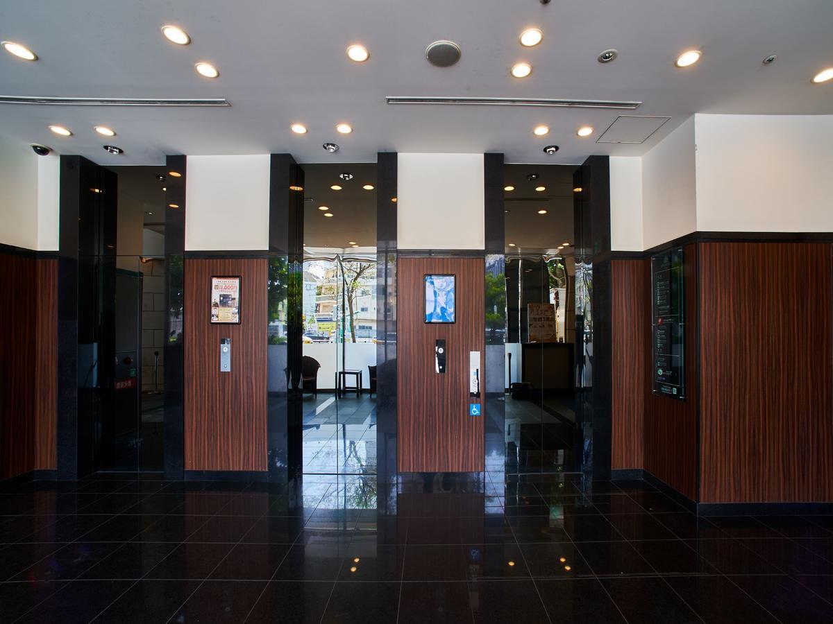 Apa Hotel Naha Matsuyama Exteriör bild